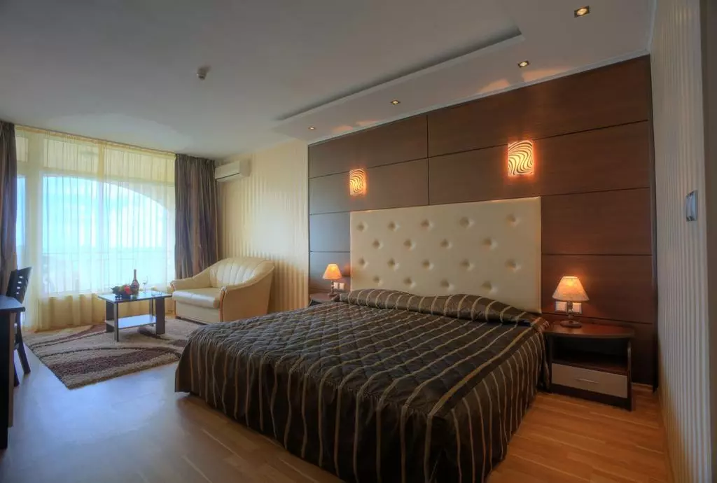 kaliakra palace_varna_shabavizparvaz_03.jpg